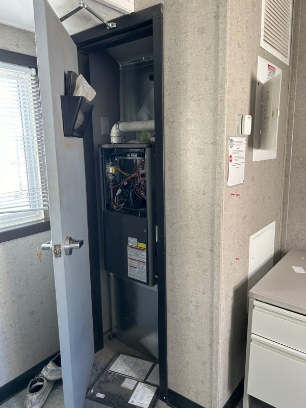 Used 11x40 Wide Open Skid Office Trailer for Rent