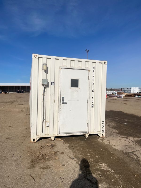 8x20 Sea Can Locker Room For Rent