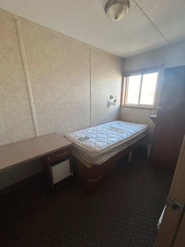 Six man wet sleeper