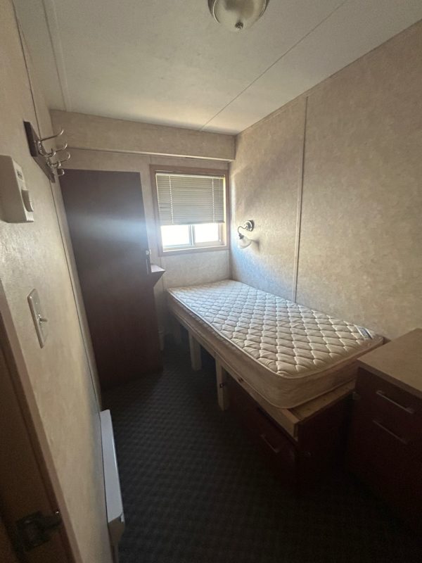 Six man wet sleeper